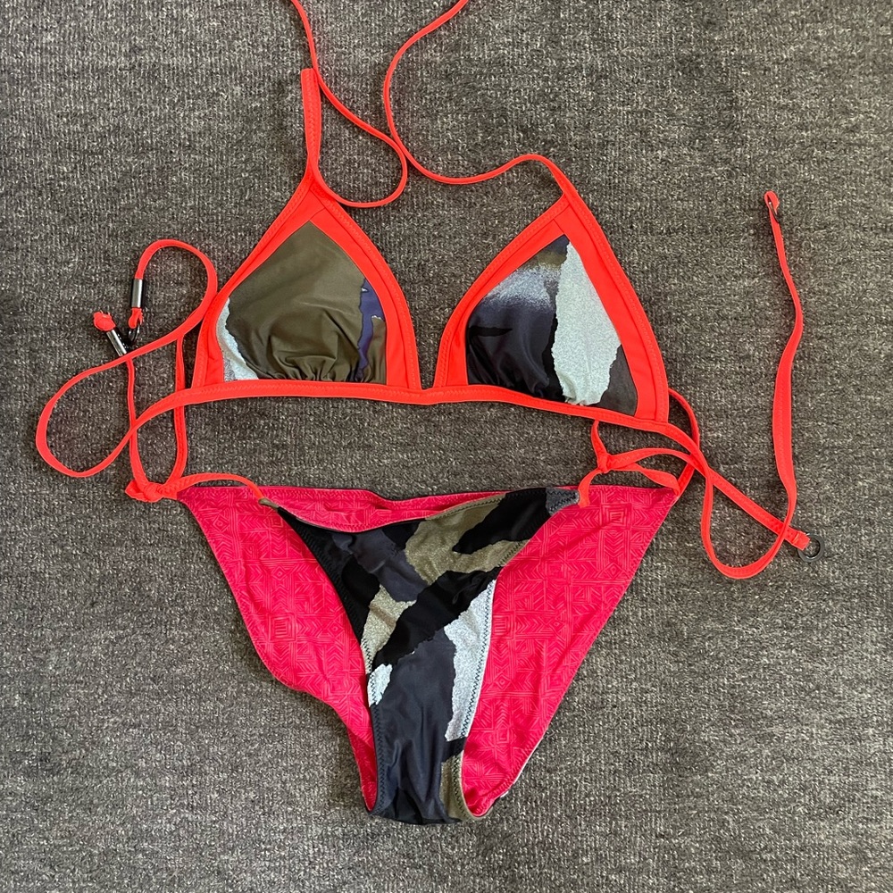 Reversible bikini